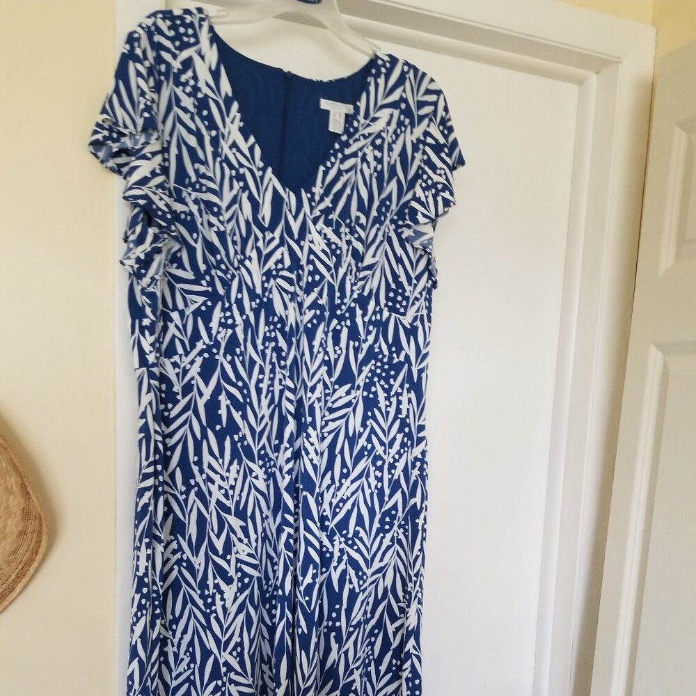 London Times Blue and White Printed V-Neck Dress 16W
